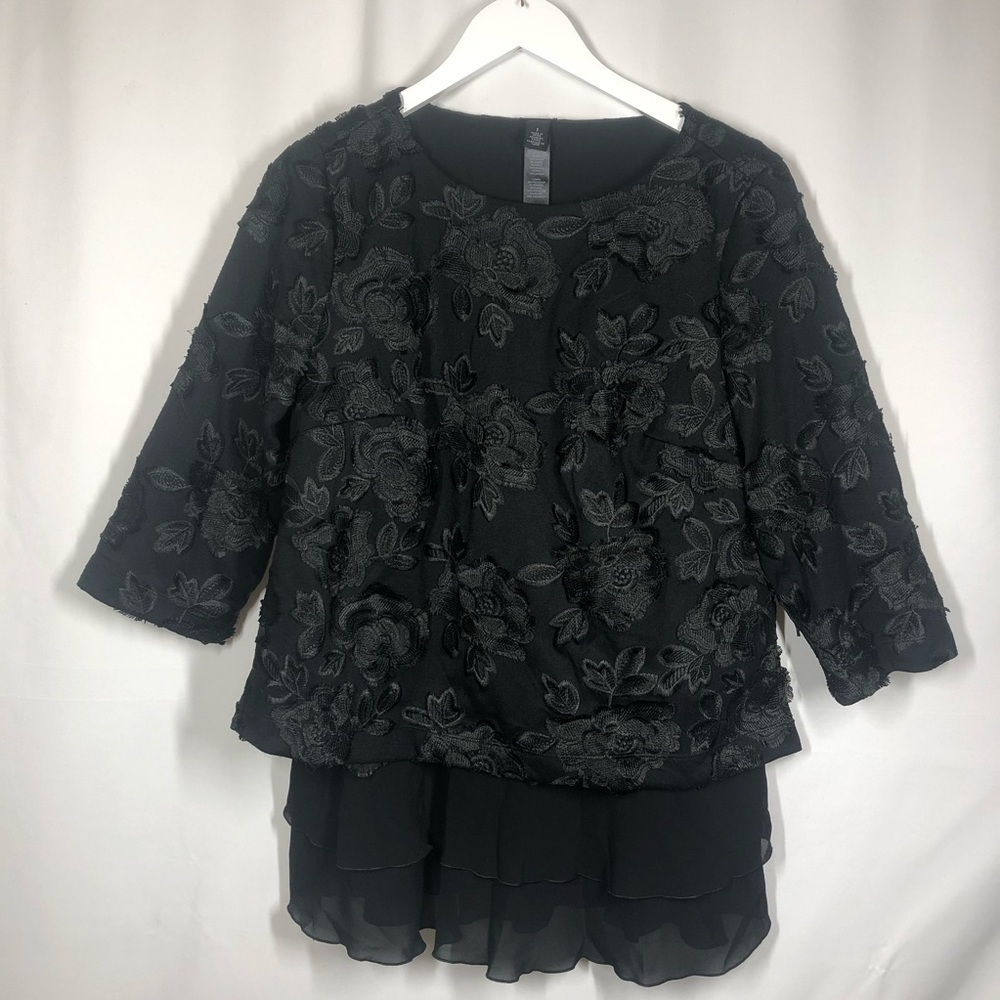 Chico’s black label blouse with beautiful embroidery detail
